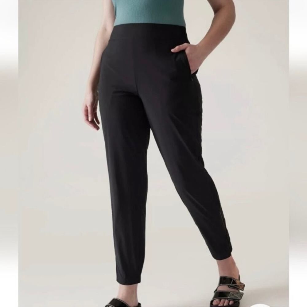 Athleta Sz 16 Black Brooklyn Heights High Rise Jogger